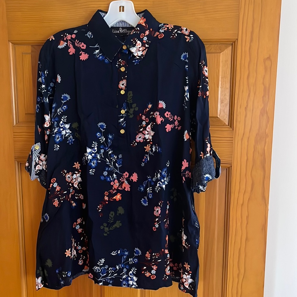 Liza Byrd Blouse. NWT